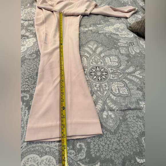 NWT Ellie Tahari Pale Pink Suit - Picture 11 of 15